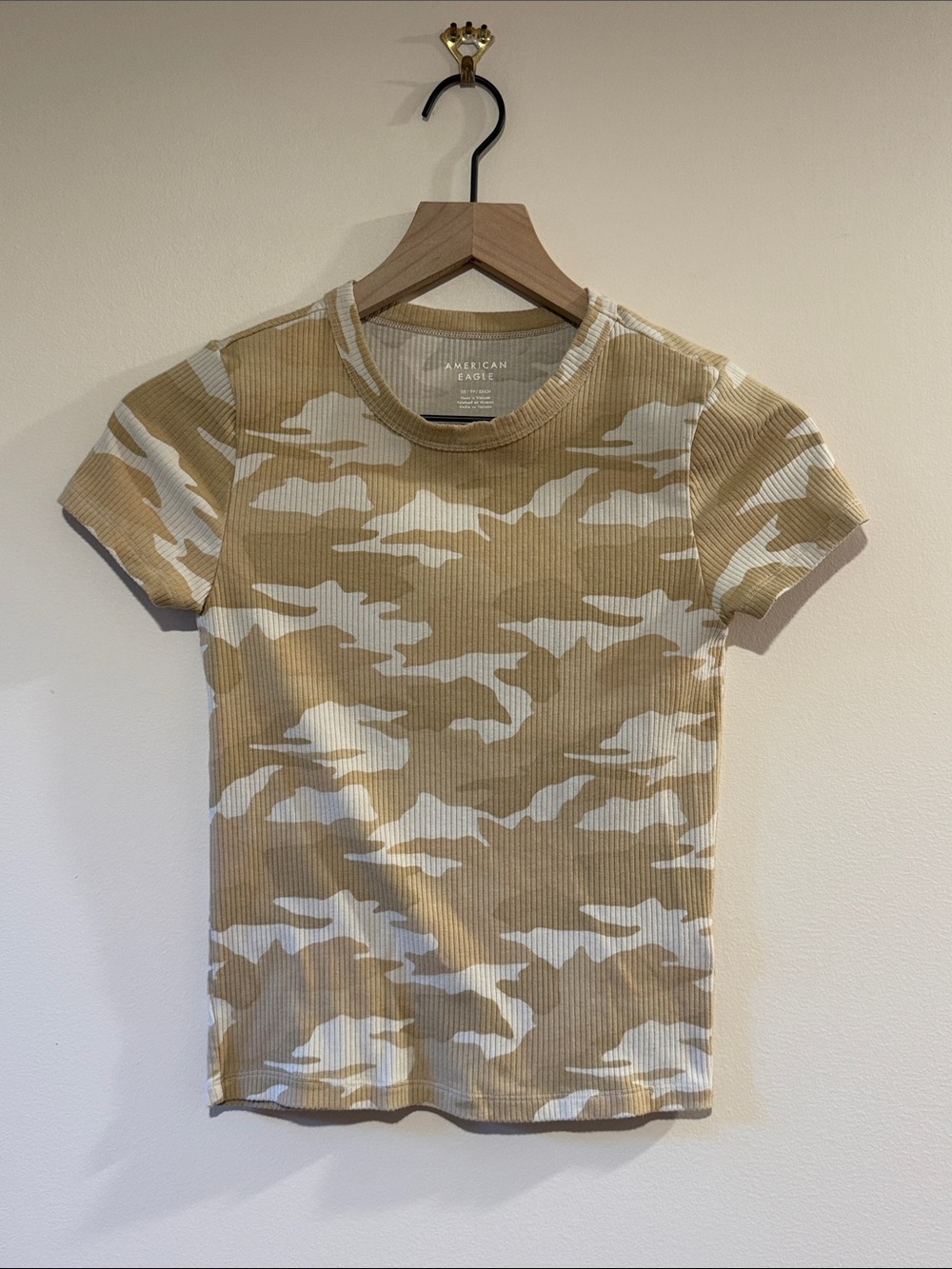 American Eagle Beige Camo Baby Tee Size XS